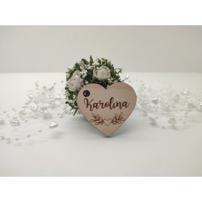 Dřevěná svatební jmenovka ve tvaru srdce D-decor - srdíčko – Zboží Dáma