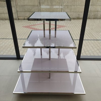 Stříbrný čtyřpatrový na kolečkách – Hledejceny.cz