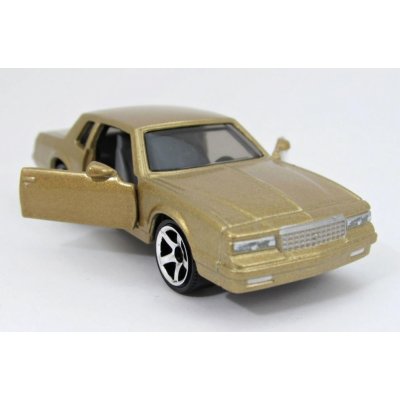 Mattel Matchbox Moving Parts 1988 CHEVY MONTE CARLO LS HFM72