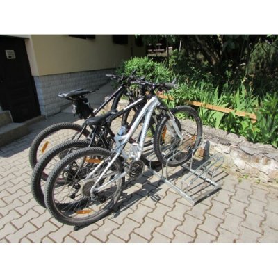 VakoMobiliář na zem 4 kola – Zboží Dáma