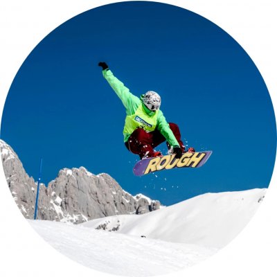 Snowboard – jezdec v zelené bundě ve vzduchu – jedlý obrázek na dort – Hledejceny.cz