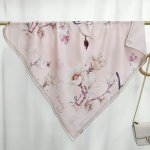 hedvábný šátek Pastelové magnolie – Zboží Dáma