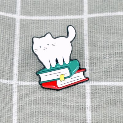 Pinarna Bílá kočička na knížkách – Zboží Mobilmania