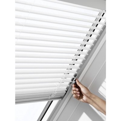 VELUX PAL 206 9150 bílá 66 x 118 cm – HobbyKompas.cz