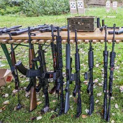 Zážitková střelba: Megabalíček - 26 zbraní – Hledejceny.cz