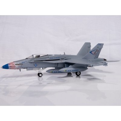 Hornet Witty Wings F A-18C USN VFA-146 Blue Diamonds NG300 CAG R.C.Thomps 1:72 – Hledejceny.cz