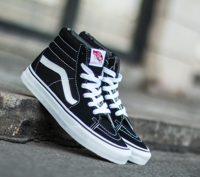 Vans Sk8 Hi black/black/white od 1 390 Kč - Heureka.cz