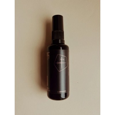 LEPAAR LEPAAR Glow White Rose / Sandalwood Mineral Water / Rozjasňující a liftingové tonikum 50ml – Sleviste.cz