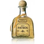 Patron Anejo 40% 0,7 l (karton) – Zboží Dáma