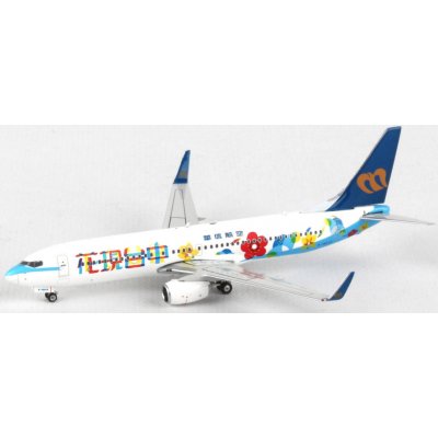 Phoenix Boeing B737-800 Mandarin Explore Taichung Tchai-wan 1:400