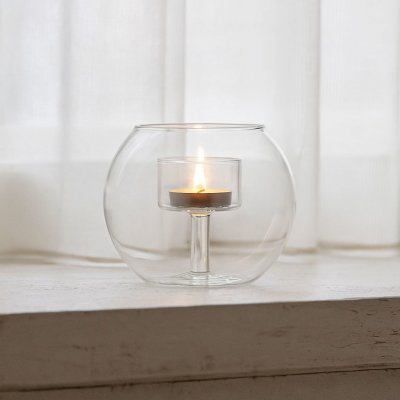 Wikholm Form Skleněný svícen Ina menší – Sleviste.cz