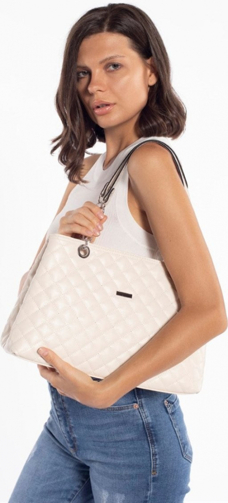 Madamra Large Quilted Chain bag