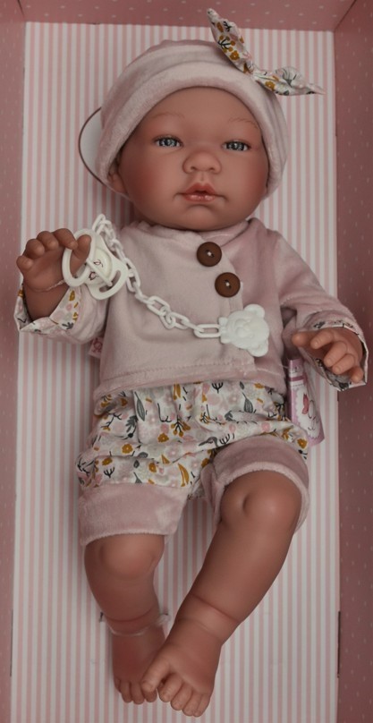 ASIVIL Realistické miminko María v kabátku s dvěma knoflíky