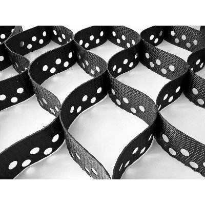 GEOMAT Geobuňka s děrovanou stěnou – Geomacell S 38/100 - 38 buněk/m², výška 100 mm 3,5×6,63 m [23,21 m²] – Zbozi.Blesk.cz