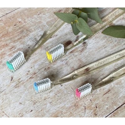 Officina Naturae Eco-friendly zubní kartáček Soft – Sleviste.cz