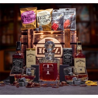 KPZ s křišťálovou karafou s gravírováním – Sleviste.cz