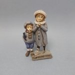 Děti zimy retro sourozenci se sáňkami 11 cm – Sleviste.cz