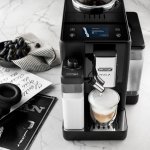 DeLonghi Rivelia EXAM440.55.B – Zboží Dáma