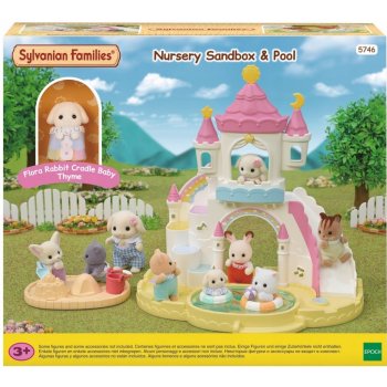 Sylvanian Families 5746 Dětské hřiště s bazénem