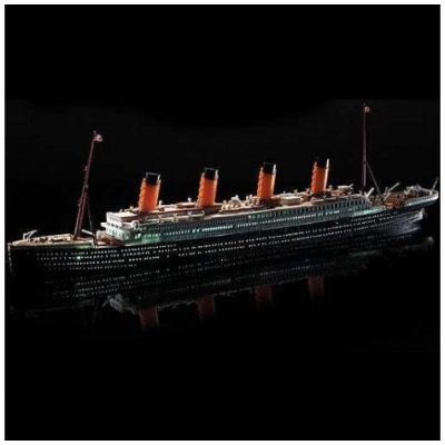 Academy - R.M.S. TITANIC + LED SET MCP (1:700) - 14220