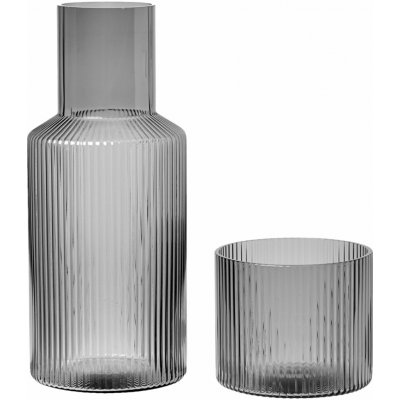 Ferm Living Sada karafy se skleničkou Ripple 0,5 l, Smoked Grey, 100124112 – Zboží Mobilmania