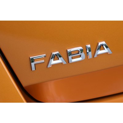 ŠKODA FABIA II facelift, FABIA III + IV-ZADNÍ NÁPIS FABIA original - chromový 5J6853687AA 2ZZ – Zbozi.Blesk.cz