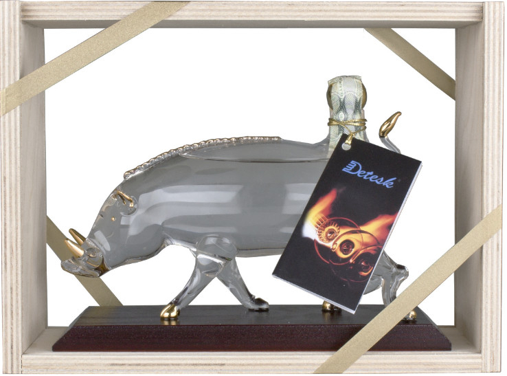 Detesk Švestka 40% 0,2 l (dárkové balení divoké prase)