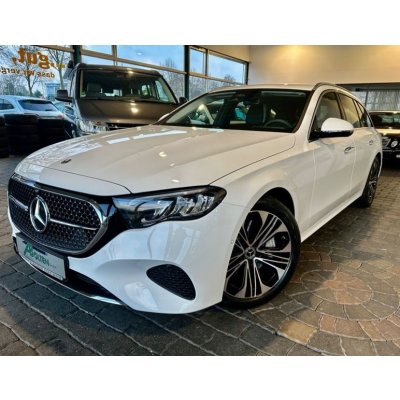 Mercedes-Benz E 300 245 kW – Sleviste.cz