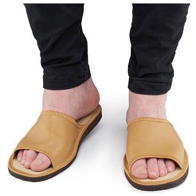 Vlnka pánské kožené pantofle bez špice světle hnědá – Sleviste.cz