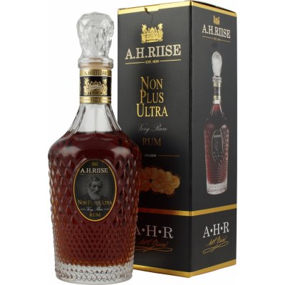 A.H. Riise Non Plus Ultra Very Rare 42% 0,7 l (karton)