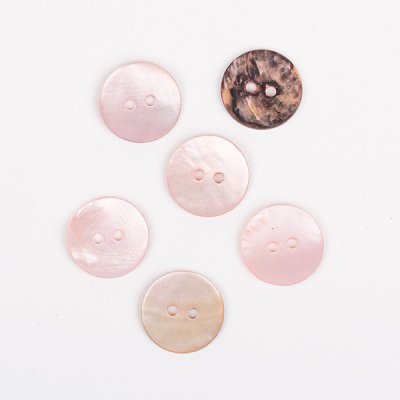 Kulatý knoflík Drops Ø 15 mm perleťový pudrový