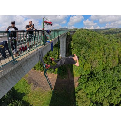 Bungee jumping Chomutov 2 osoby Bez záznamu Tandem bungee jump – Zboží Mobilmania