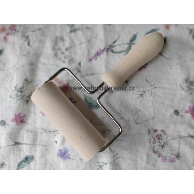 ZAHRADA A INTERIÉR Váleček na těsto s jednou rukojetí – Hledejceny.cz