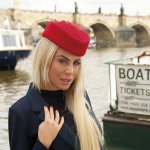 Karpet Dámská vlněná lodička zdobená krátkým závojem červená 176430 – Zboží Dáma