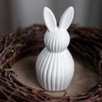 Storefactory Velikonoční dekorace Mira White 14 cm, bílá barva, keramika – Hledejceny.cz