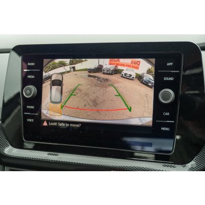 Tvrzené sklo BROTECT AirGlass Glass pro Volkswagen T-Cross (2024) – Hledejceny.cz