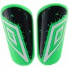 Fotbal - chrániče Umbro NEO SHIELD GUARD W/SLEEVE zelená