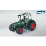 Bruder Traktor Fendt 209 S – Sleviste.cz