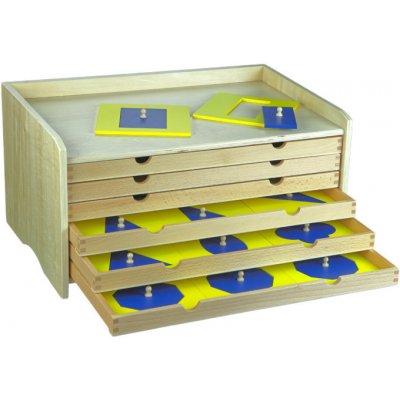 Montessori geometrická komoda – Zboží Dáma