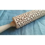 ArtWoodenCorner Dřevěný ozdobný váleček 42 cm na těsto – Tlapky a kosti – Hledejceny.cz
