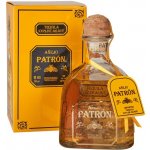 Patron Aňejo 0,7 l (holá láhev) – Hledejceny.cz