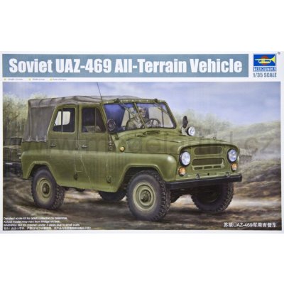 Trumpeter slepovací model UAZ-469 1:35