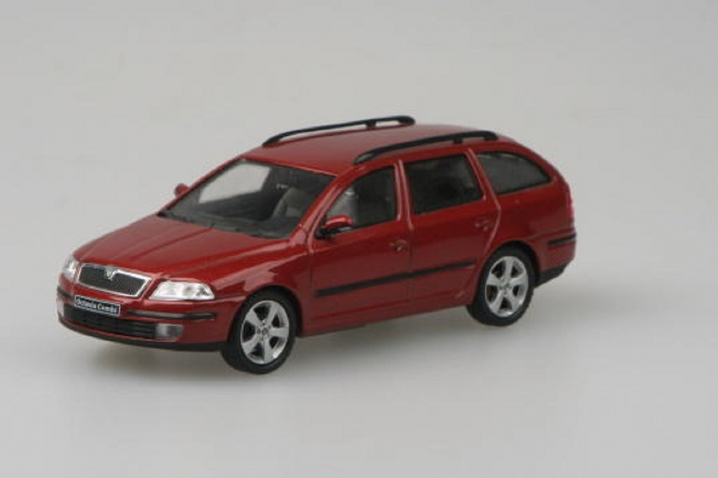 Abrex škoda Octavia II Combi 2004 Červená Flamenco Metalíza 1:43