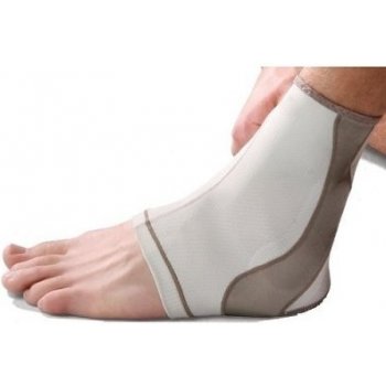 Mueller 4547 Adjustable Ankle Support kotníková ortéza/bandáž