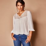 Kreponová jednobarevná halenka s macramé a 3/4 rukávy bílá – Zboží Mobilmania