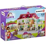 SCHLEICH Velký dům se stájí a příslušenstvím 25270 – Zbozi.Blesk.cz