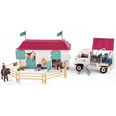 Schleich 72147 Mobilní veterinářská klinika s hříbětem a velkou stáj pro koně EDICE – Sleviste.cz