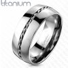 Prsteny Šperky eshop Titanový prsten stříbrný kroužek točený drátek uprostřed L7.02