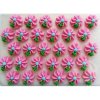 Dekorace na dort Cukrové květy růžové na platíčku 30ks Fagos