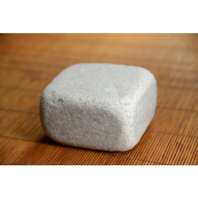 Stone-Idea s.r.o. 1190 Výrobky z kamene Dlažební kostky Bílá mramorová dlažební kostka 10″ – opracovaná bílá - matná